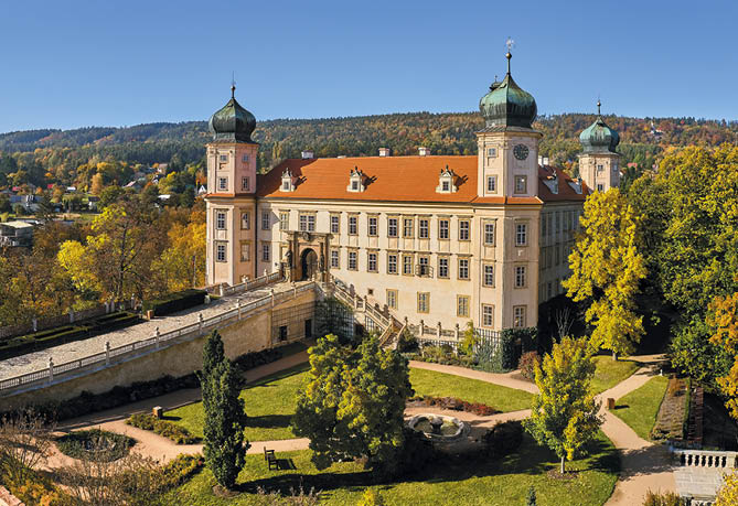 Kniha “ esk republika 2020 - Libor Sv  ek" - vyd n  1., rok 2020